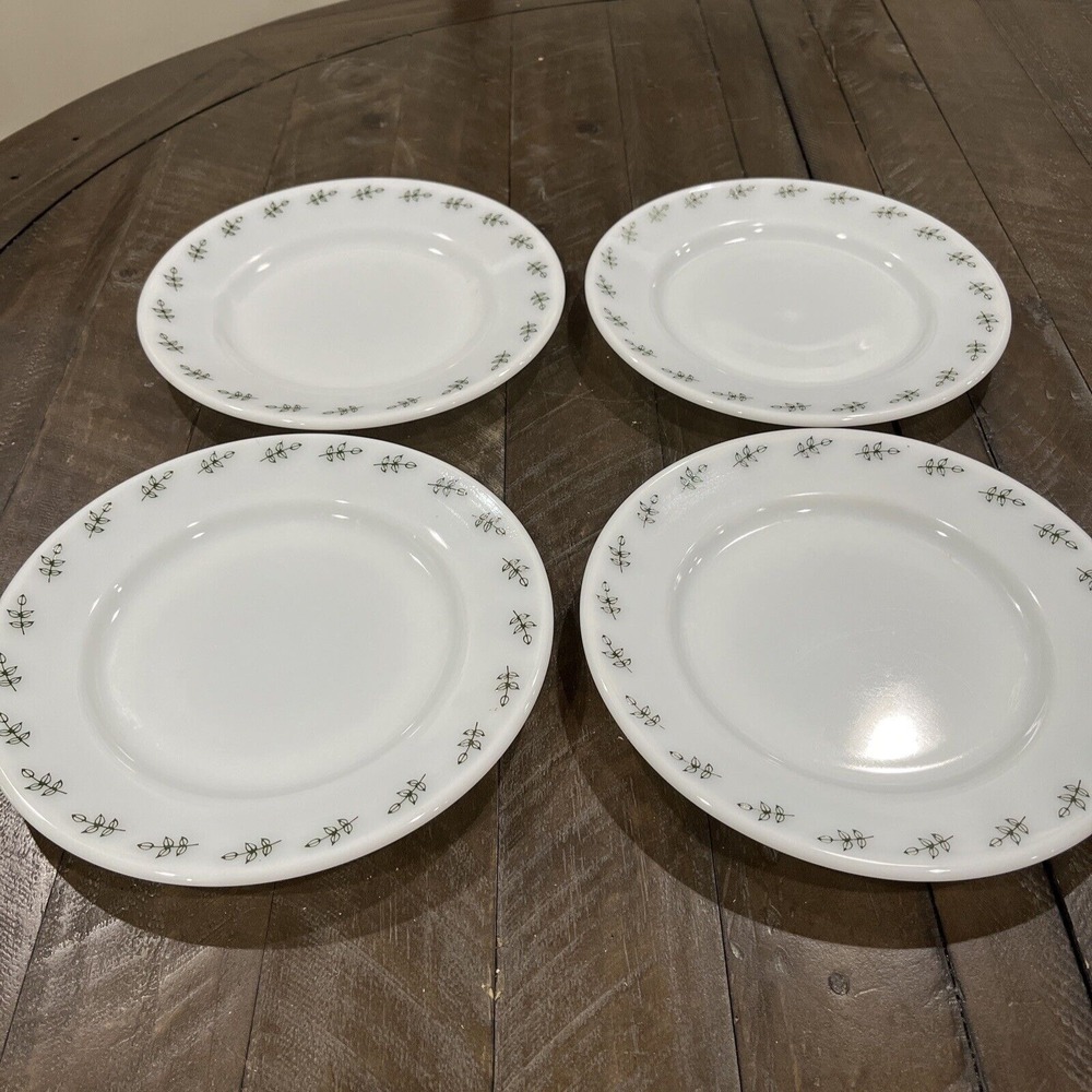 4 Pyrex Tableware by Corning Restaurant Ware 9" Round‎ Green Leaf Plates